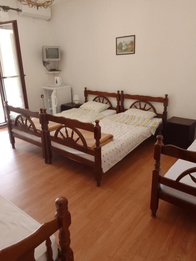 Guesthouse Djurisic Herceg Novi Bagian luar foto